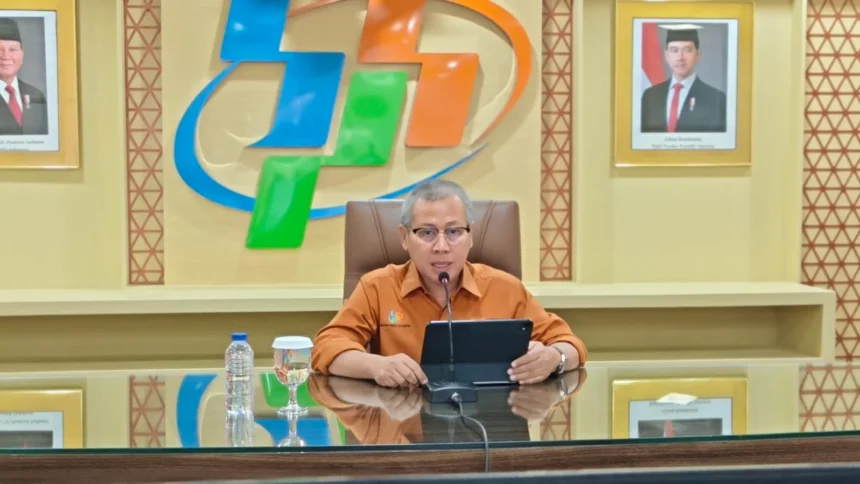 Deputi Bidang Statistik Distribusi dan Jasa BPS Ateng Hartono dalam konferensi pers di Kantor Pusat BPS (sumber: Owrite/Anisa Aulia)
