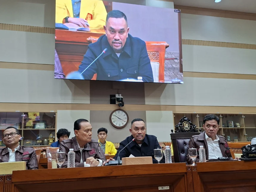 Komisi III DPR RI menggelar rapat menyikapi Febrie Adriansyah dari jabatan Jaksa Agung Muda Tindak Pidana Khusus (JAM Pidsus)