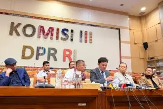 Ketua Komisi III DPR RI Habiburokhman membahas RUU Perampasan Aset. (Sumber: Owrite/Rika Pangesti)