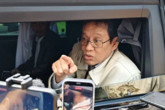 Menteri Keuangan Purbaya Yudhi Sadewa di Kantor Kemenko Perekonomian (sumber: Owrite/Anisa Aulia)