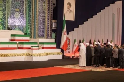 Prosesi pemakaman mantan Pemimpin Tertinggi Iran Ali Khamenei.
