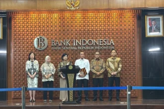 Konferensi Pers pengunduran diri Gubernur BI Perry Warjiyo, Senin, 27 Juli 2026.