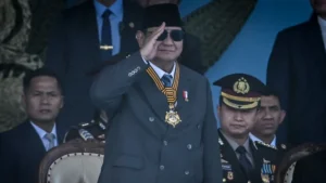 Presiden Prabowo Subianto saat upacara HUT Ke-80 Bhayangkara di Pusat Latihan Brimob Polri, Cikeas, Bogor.