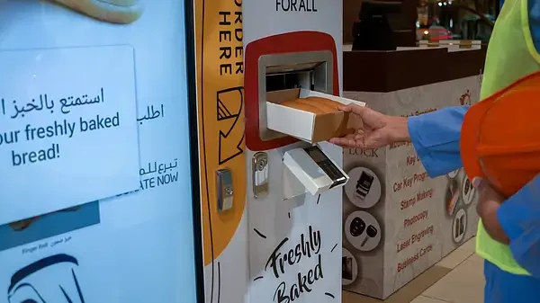 Mesin roti gratis di Dubai beroperasi selama 24 jam.
