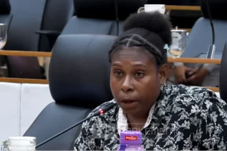 Natalia, perempuan nelayan suku Kamoro, Papua Tengah, saat RDPU dengan Komisi IV DPR, 6 Juli 2026.