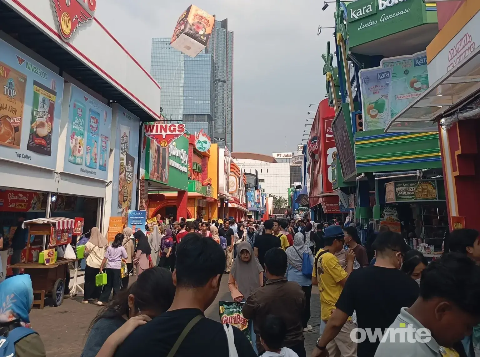 Suasana hari terakhir PRJ 2026, Minggu, 12 Juli.