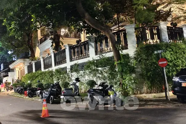 Suasana rumah Jampidsus Kejagung Febrie Adriansyah di Jalan Radio I, Kebayoran Baru Jakarta Selatan, 8 Juli 2026.