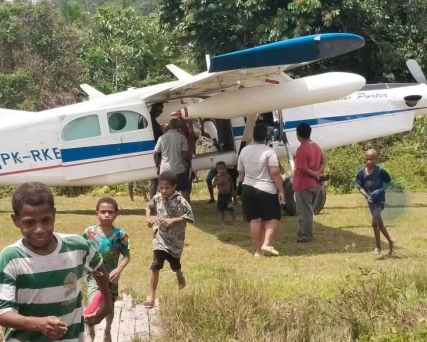 Pesawat milik PT Associated Mission Aviation (AMA) yang dibakar KKB di Papua.