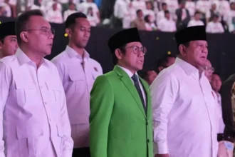 Presiden Prabowo Subianto, Ketua Umum PKB Muhaimin Iskandar alias Cak Imin, Wakil Ketua DPR RI Sufmi Dasco Ahmad di pembukaan Harla PKB-28.