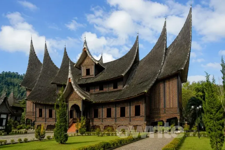 Rumah adat Sumatera Barat, Rumah Gading.