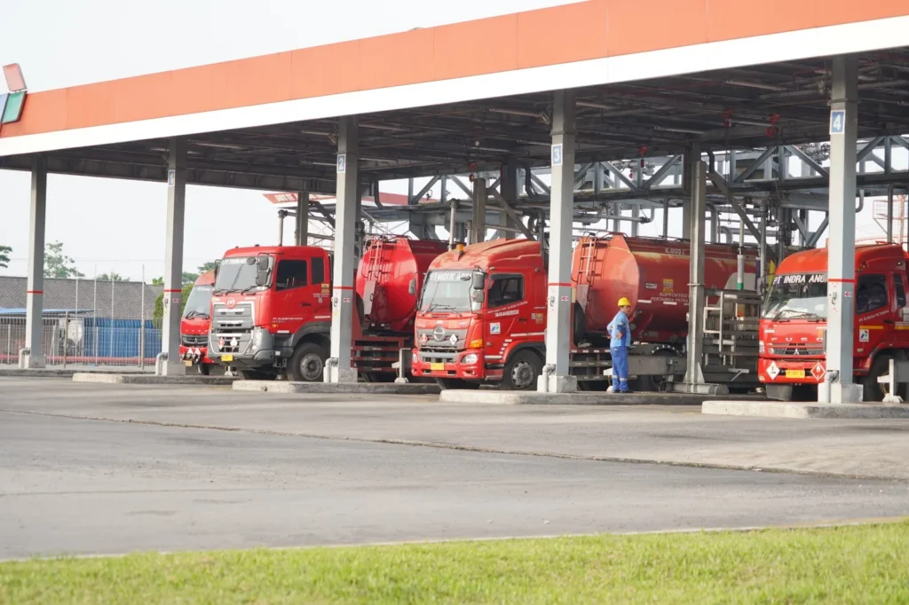 Pertamina Patra Niaga tambah 10 truk tanki suplai pasokan BBM di SPBU Sumatera Utara. (Sumber: Pertamina)
