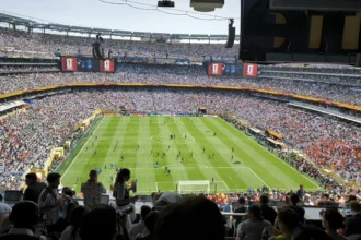 Suasana pertandingan babak final Piala Dunia 2026 antara Argentina melawan Spanyol di Stadion New York New Jersey, Amerika Serikat