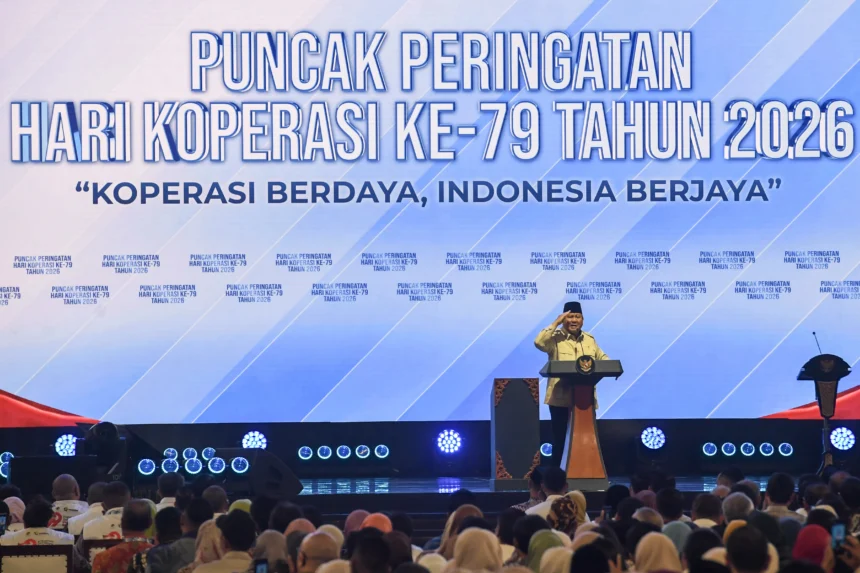 Presiden Prabowo Subianto menyampaikan sambutannya saat puncak peringatan Hari Koperasi Nasional ke-79 di Indonesia Arena, Gelora Bung Karno, Jakarta, Minggu (12/7/2026).