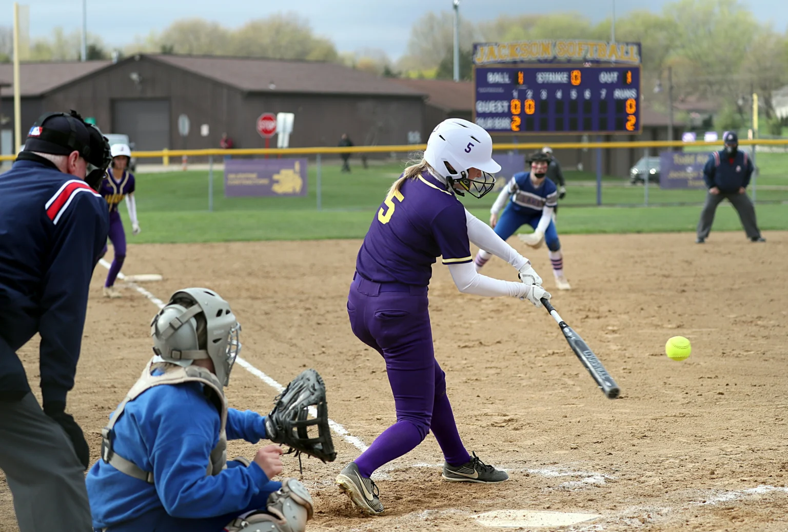 Ilustrasi permainan Softball