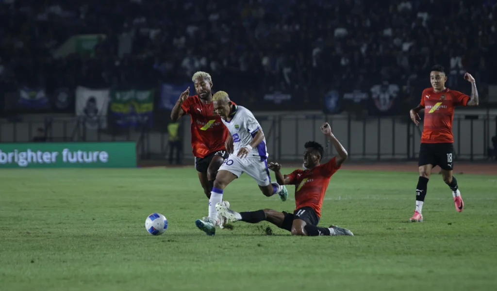 Persib Bandung sukses mengalahkan DPMM FC