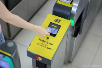 Pakai Kartu Kredit