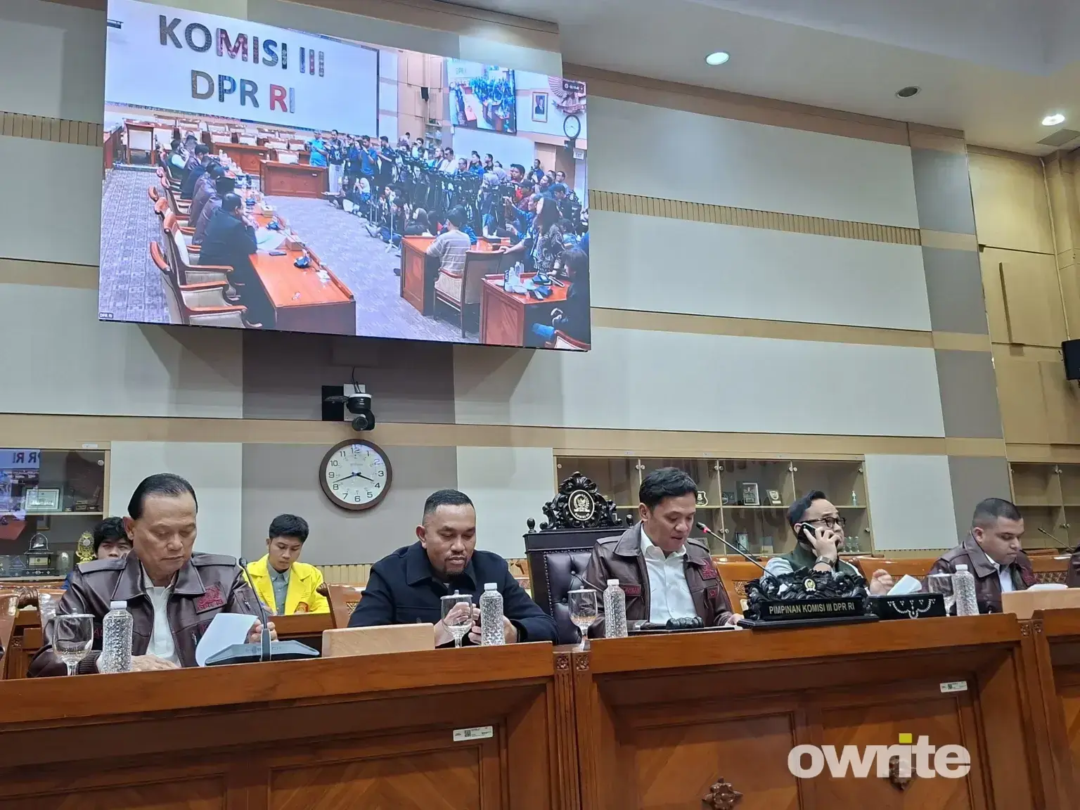 Ketua Komisi III DPR RI Habiburokhman, Wakil Ketua Komisi III DPR RI Ahmad Sahroni (Foto: owrite/Rika Pangesti)