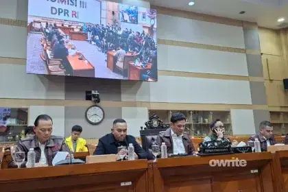Ketua Komisi III DPR RI Habiburokhman, Wakil Ketua Komisi III DPR RI Ahmad Sahroni (Foto: owrite/Rika Pangesti)
