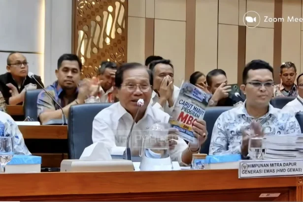 Ketua Umum DPP HMD Gemas, Yadiman, saat rapat dengan Komisi IX DPR