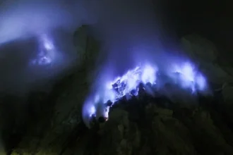 Kawah Ijen destinasi wisata