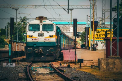 Ilustrasi kereta di India (unsplash Kishore V)
