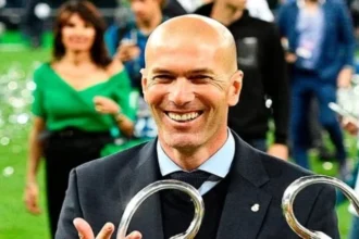 Zinedine Zidane jadi pelatih Timnas Prancis.