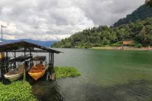 Danau Maninjau