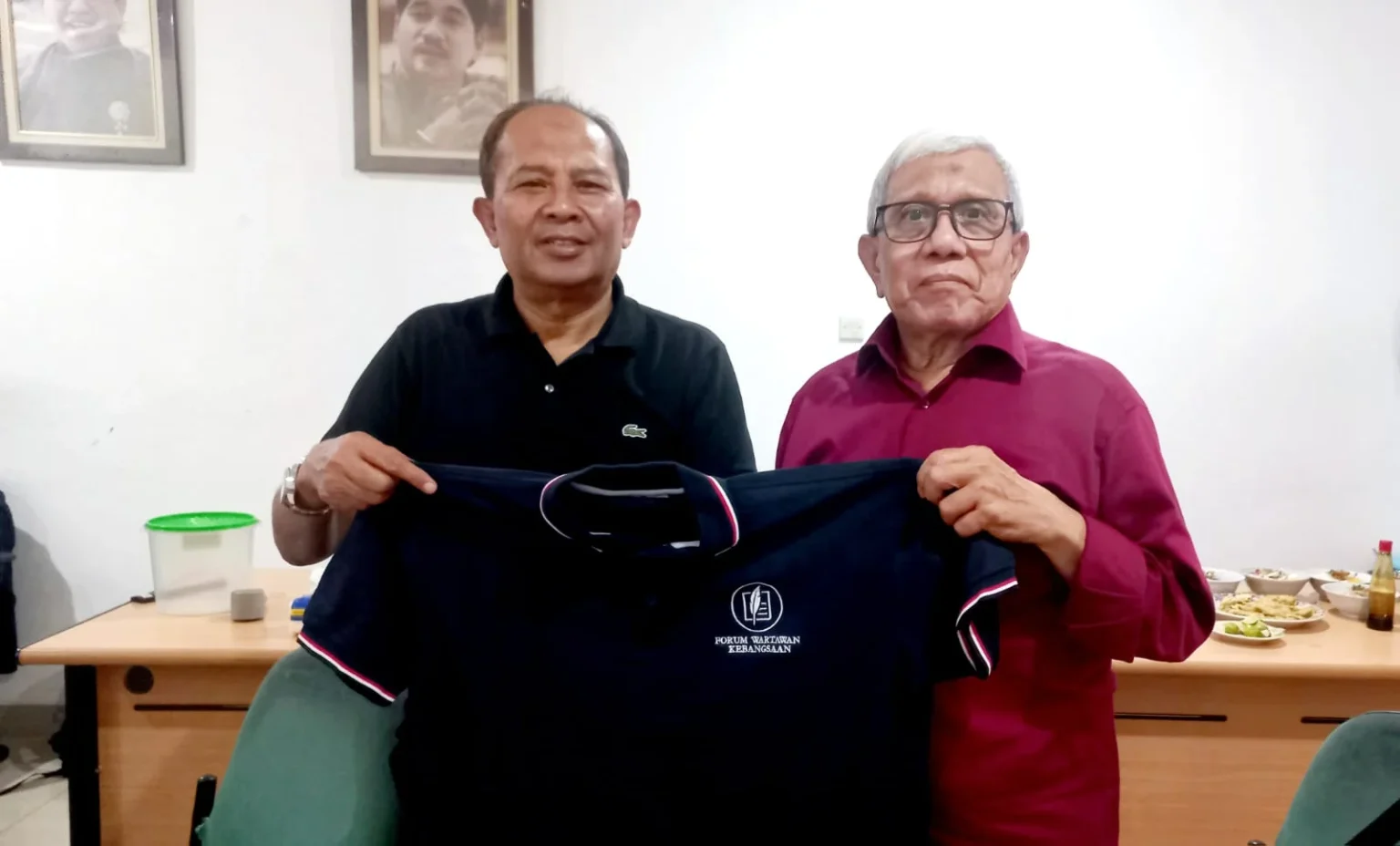 Pendiri FWK Hendry Ch. Bangun dan Ketua FWK Raja Parlindungan Pane