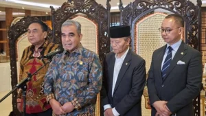 Ketua MPR Ahmad Muzani konferensi pers bersama pimpinan MPR terkait agenda sidang tahunan.