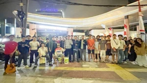 Mahasiswa Universitas Trisakti menggelar aksi bertajuk “Seni Melawan, Suara Tak Terpadamkan” di depan Kampus A Trisakti, tepat di bawah Flyover Grogol, Jakarta.