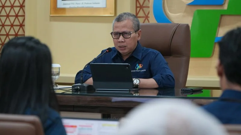 Deputi Bidang Statistik Distribusi dan Jasa Badan Pusat Statistik Ateng Hartono.