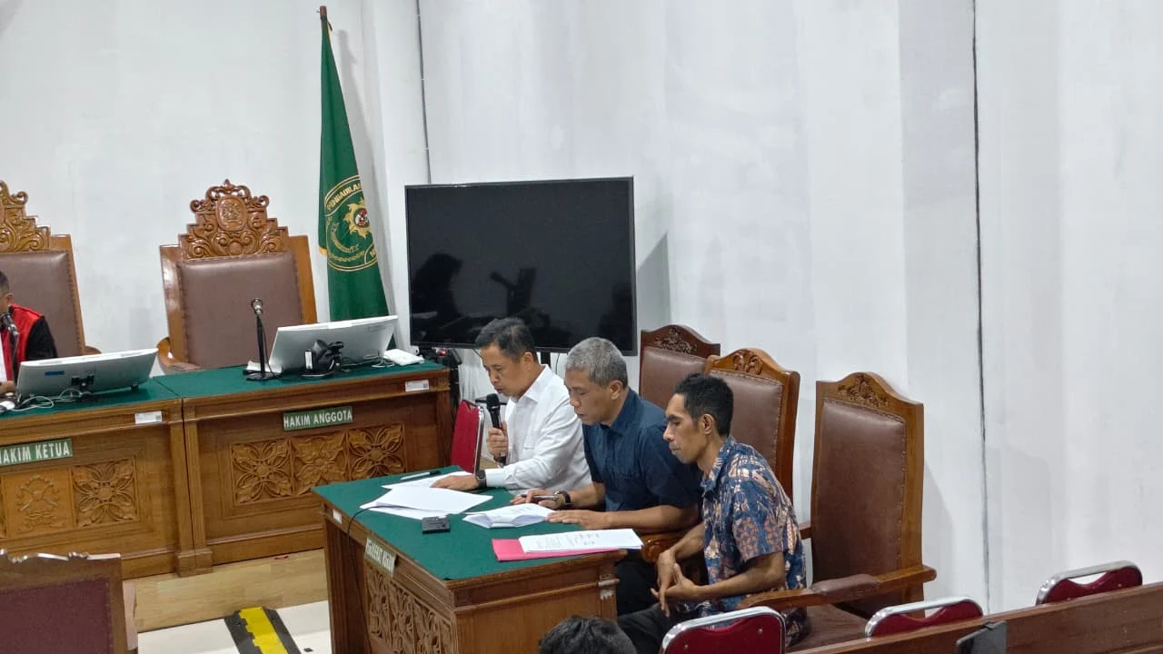 Tim hukum Kejagung meminta hakim praperdilan menolak dalil kubu Febrie mengenai duplikasi penetapan tersangka korupsi dan pencucian uang.