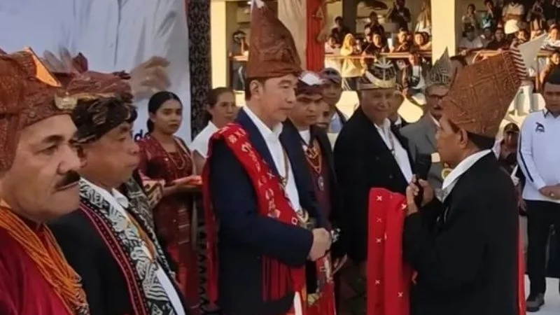 Presiden RI ke-7 Joko Widodo atau Jokowi saat di NTT.