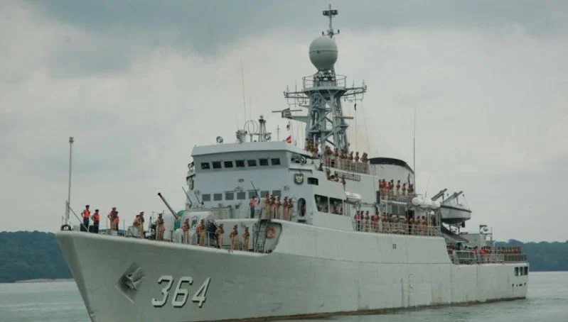 KRI Ki Hajar Dewantara-364