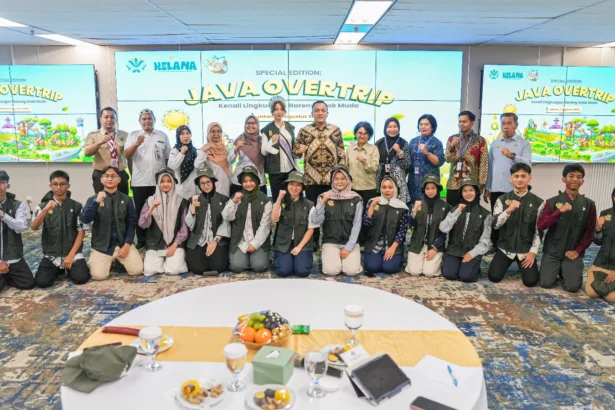 Wamen Kementerian Lingkungan Hidup Diaz Hendropriyono usai meresmikan program Kenali Lingkungan Bareng Anak Muda (KELANA) Episode 3 bertajuk Java Over Trip, 5 Agustus 2026.