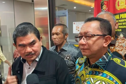 Perwakilan Kemendes PDT saat melapor Bareskrim Polri.