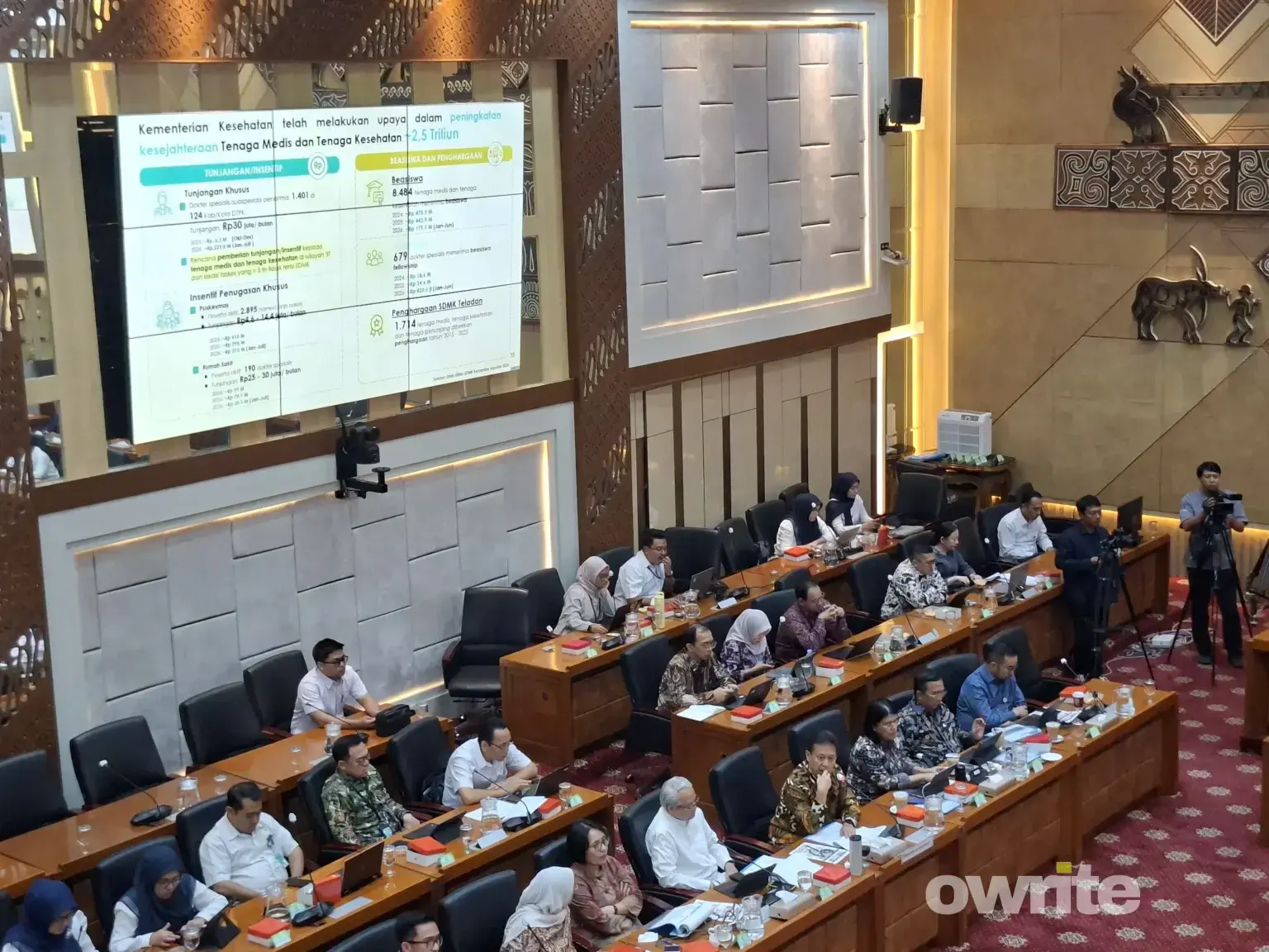 Raker Kementerian Kesehatan dan Komisi IX DPR soal penanganan setelah gempa NTT, 27 Agustus 2026.