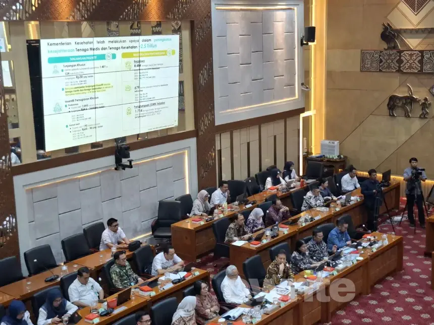 Raker Kementerian Kesehatan dan Komisi IX DPR soal penanganan setelah gempa NTT, 27 Agustus 2026.