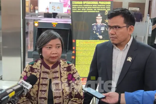 Ketua Komnas HAM, Anis Hidayah, saat berkunjung ke Mabes Polri