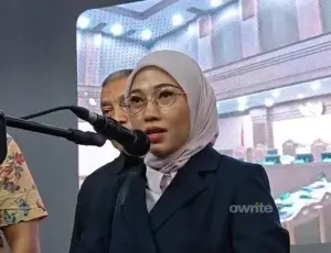 Kuasa Hukum Eks Menag Yaqut Cholil Qoumas, Mellisa Anggraini, memberikan keterangan terkait persidangan kliennya, 11 Agustus 2026.