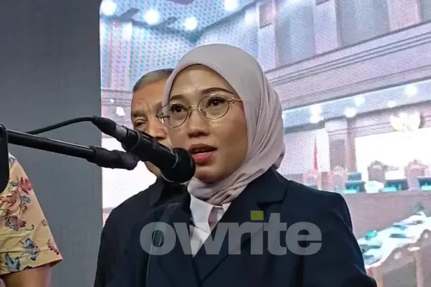 Kuasa Hukum Eks Menag Yaqut Cholil Qoumas, Mellisa Anggraini, memberikan keterangan terkait persidangan kliennya, 11 Agustus 2026.