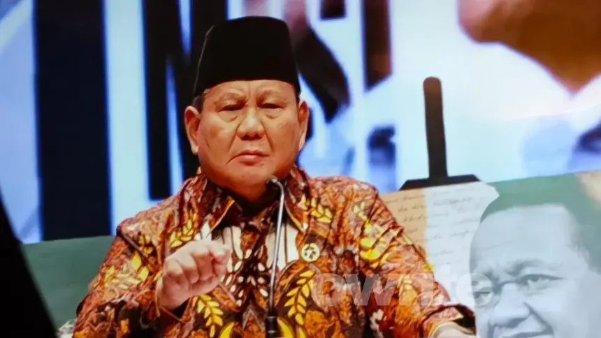 Prabowo Pidato di peluncuran buku 10 Karya Nyata untuk Negeri: Setengah Abad Bahlil Lahadalia. (Sumber: Owrite/Natania Longdong)