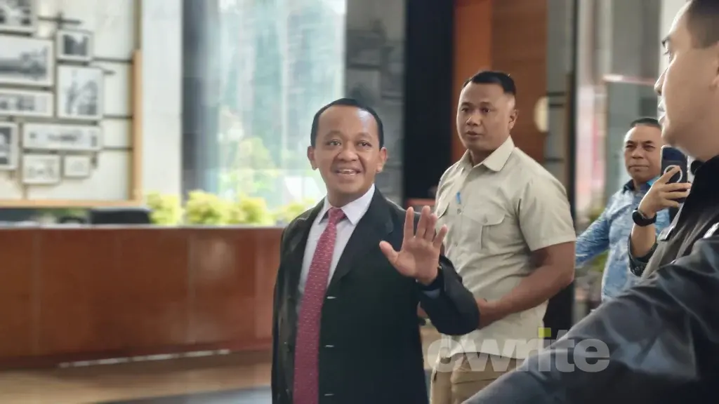 Menteri ESDM, Bahlil Lahadalia di Kementerian Keuangan. (Sumber: Owrite/Anisa Aulia)