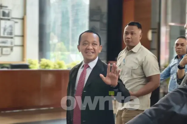 Menteri ESDM, Bahlil Lahadalia di Kementerian Keuangan. (Sumber: Owrite/Anisa Aulia)