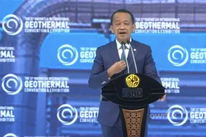 Menteri ESDM Bahlil Lahadalia Saat Pidato Dalam Pembukaan Indonesia International Geothermal Convention and Exhibition (IIGCE) 2026, Rabu, 19 Agustus 2026. (Sumber: Owrite/Natania Longdong)