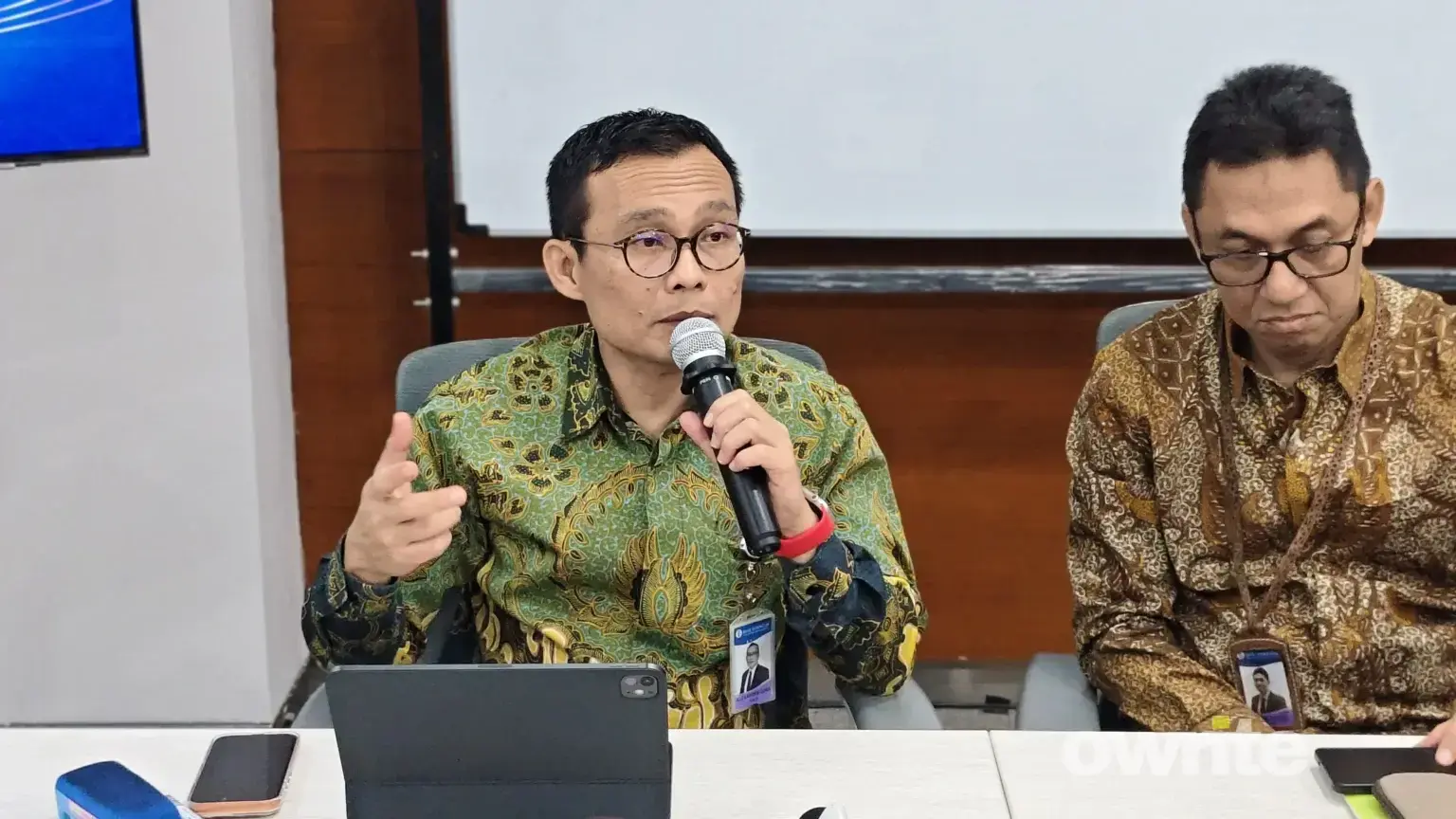 Direktur Departemen Kebijakan Makroprudensial Bank Indonesia Alexander Lubis (sumber: Owrite/Anisa Aulia)