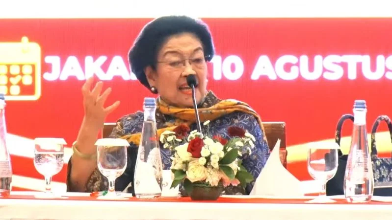 Ketua Umum PDIP Megawati Soekarnoputri saat pidato dalam acara Ekspos Naskah Sumber Arsip Dasar Negara II: Masa Reses dan Sidang Kedua Badan Penyelidikan Usaha-usaha Kemerdekaan (BPUPK) 10-17 Juli 1945 yang digelar BPIP.