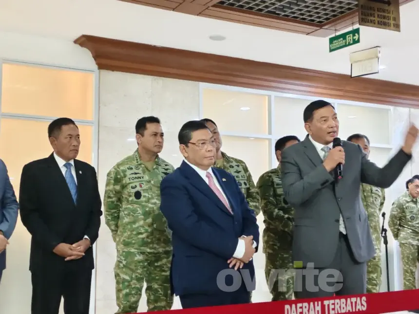 Menteri Pertahanan Sjafrie Sjamsoeddin usai rapat dengan Komisi I DPR di Kompleks Parlemen, Jakarta, 31 Agustus 2026.