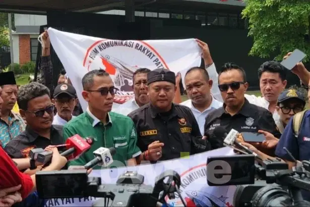 Perwakilan Forum Komunikasi Rakyat Pati menemui DPR, Senayan, Jakarta.