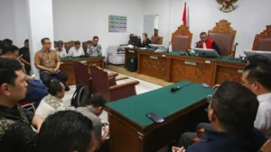 Hakim Richard Edwin Basoeki saat menolak seluruh permohonan praperadilan yang diajukan kubu Febrie dalam sidang di PN Jakarta Selatan.